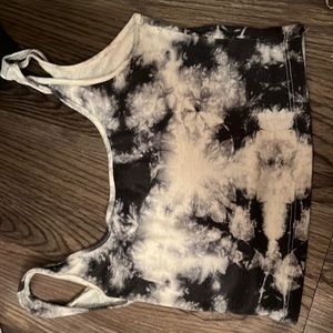 tie dye crop top
